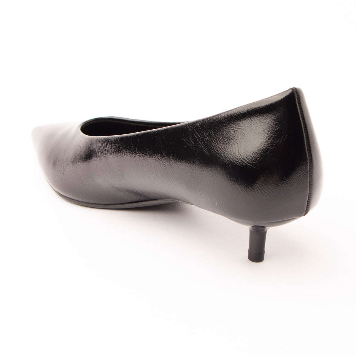 Black pumps for women, back view showing the heel