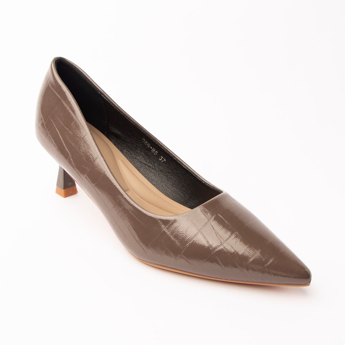 Grey pumps for women, three-quarter view