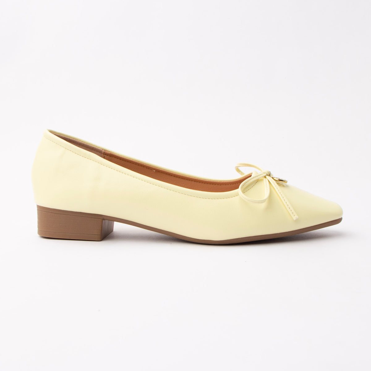 Yellow pumps for women, side view