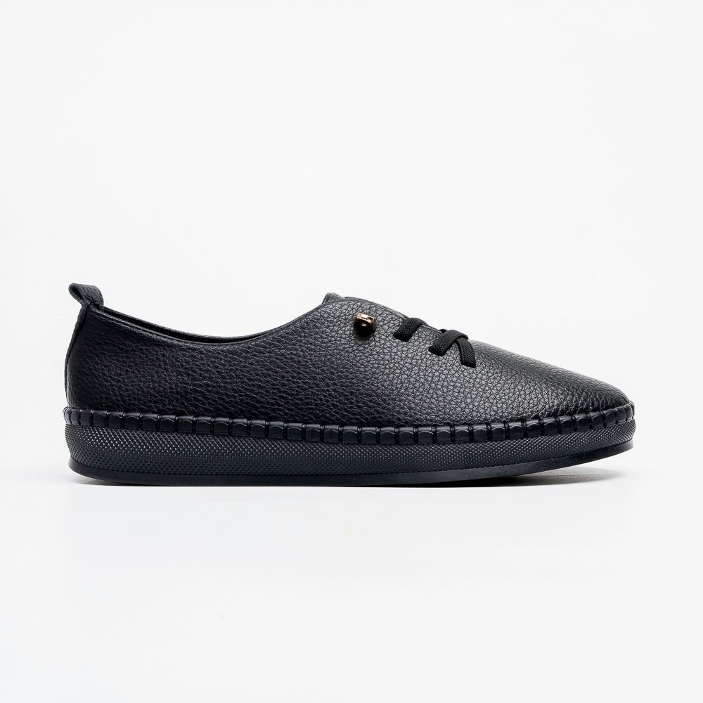 Zenvia Comfort - Black Lace Shoes
