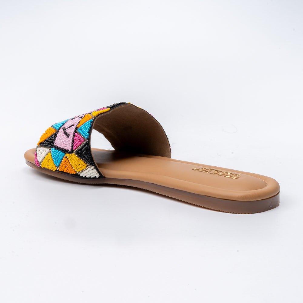 Travel Guide - Black Flats - view 3