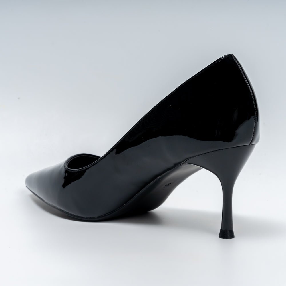 Signature Pointed - Black Pumps - view 5