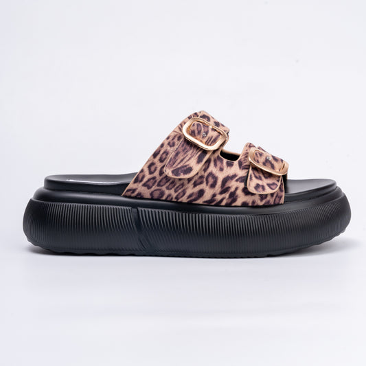 Step Into The Clouds - Leopard Casual Slipper
