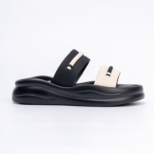 Love 'Em Curves - White Casual Slipper