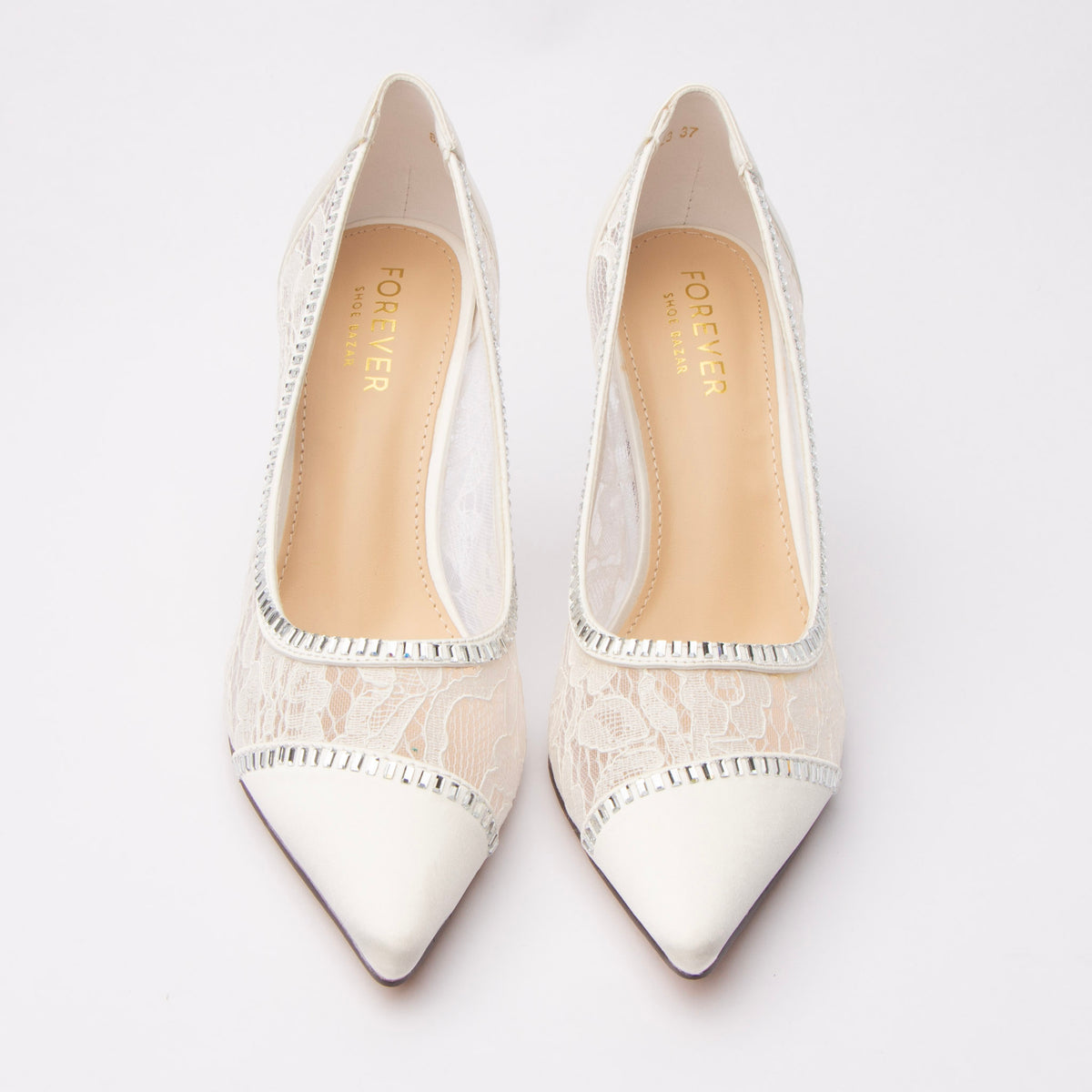 The Lace Affair White frame 2