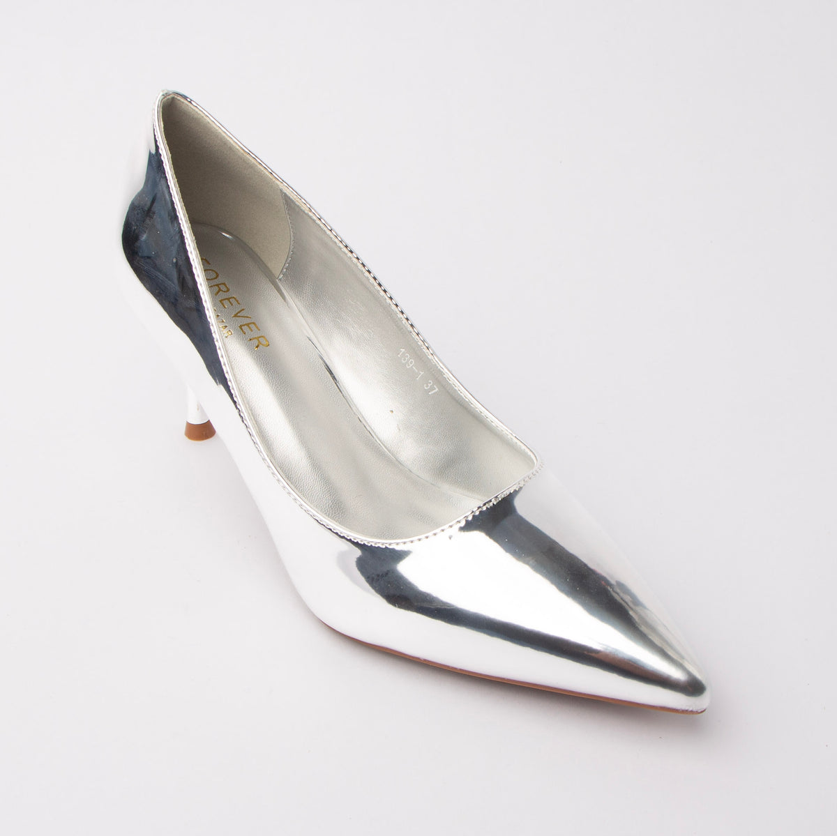 Silver pumps for women, three-quarter view