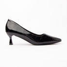 Black pumps for women, side view