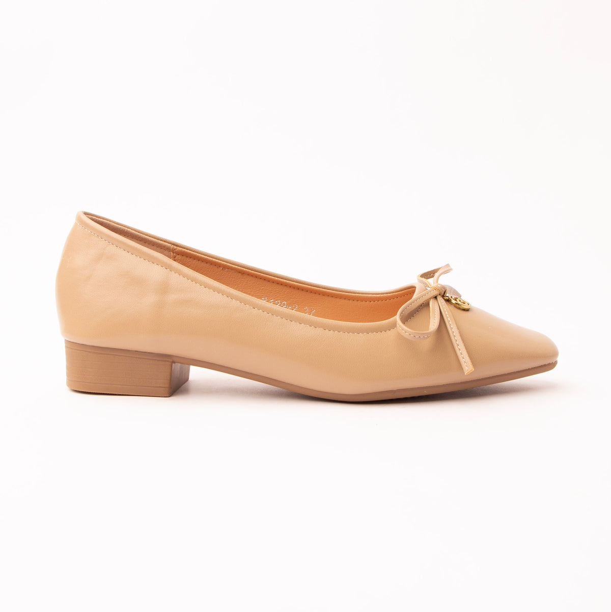 Khaki pumps for women, side view