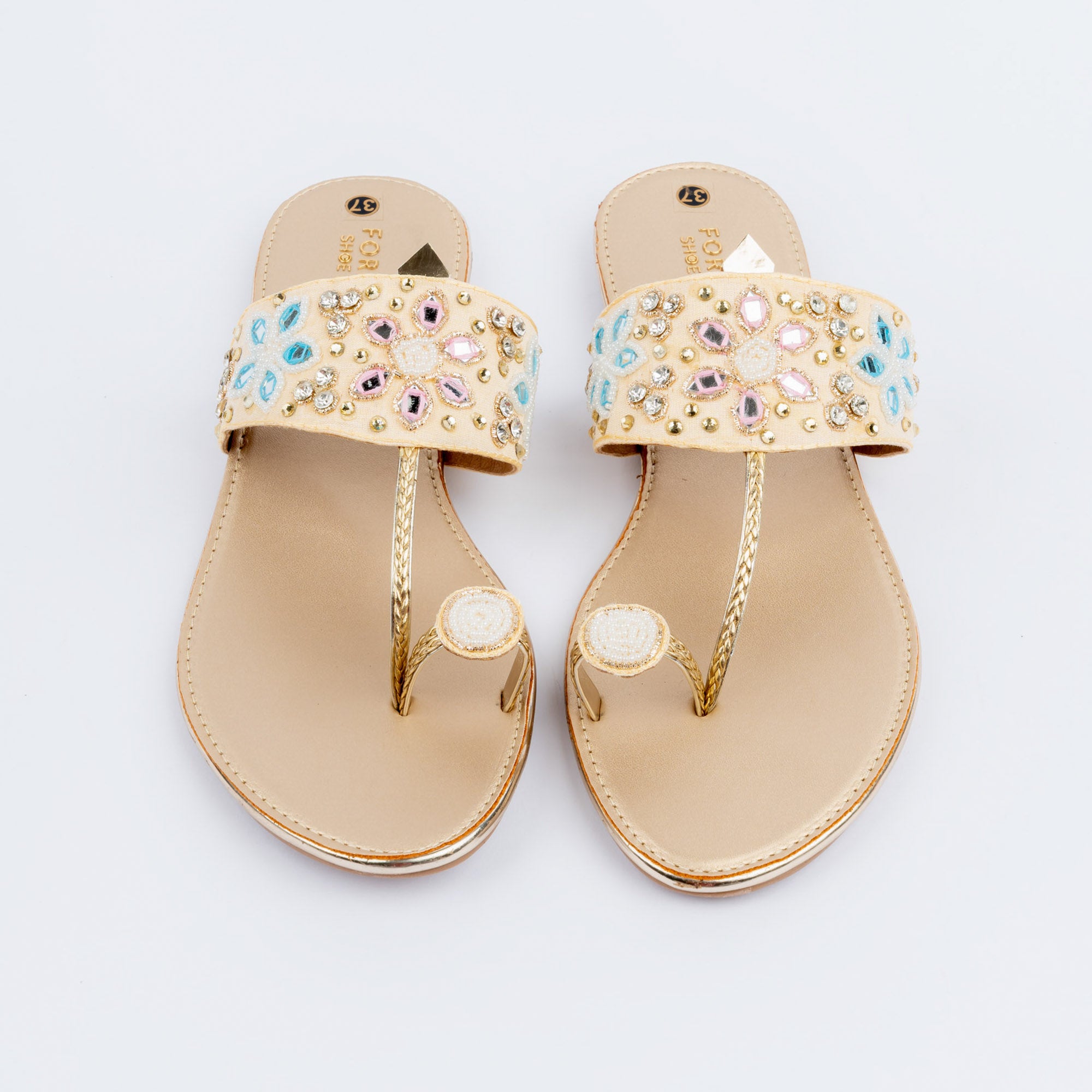 Gold toe ring embellished flats for women, toe-ring silhouette