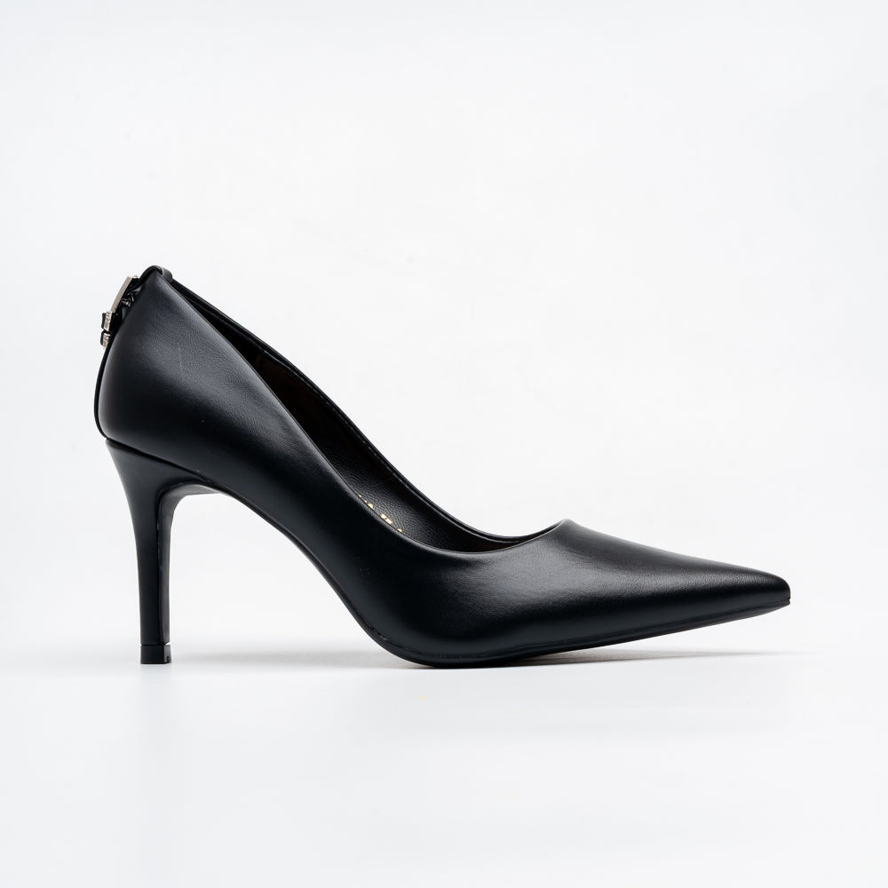 Signature Pointed Toe Pumps - Black