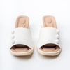 Pebble Luxe Charm - White Casual