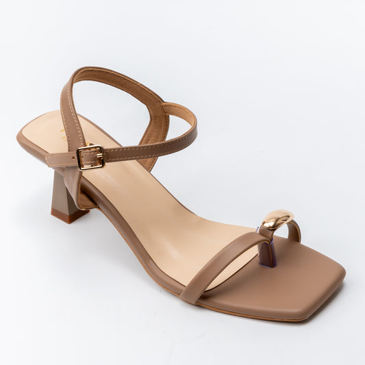 Dune Chic - Beige Casual Sandal