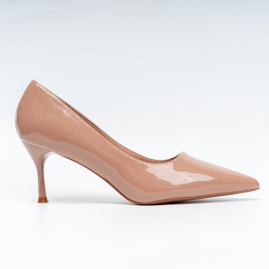 Signature Pointed - Beige Pumps