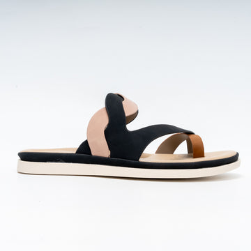 Aura Canyon Comfort - Black Slip-On