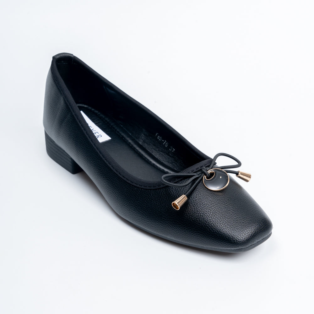 Ebony Elegance - Black Casual Flats - view 2