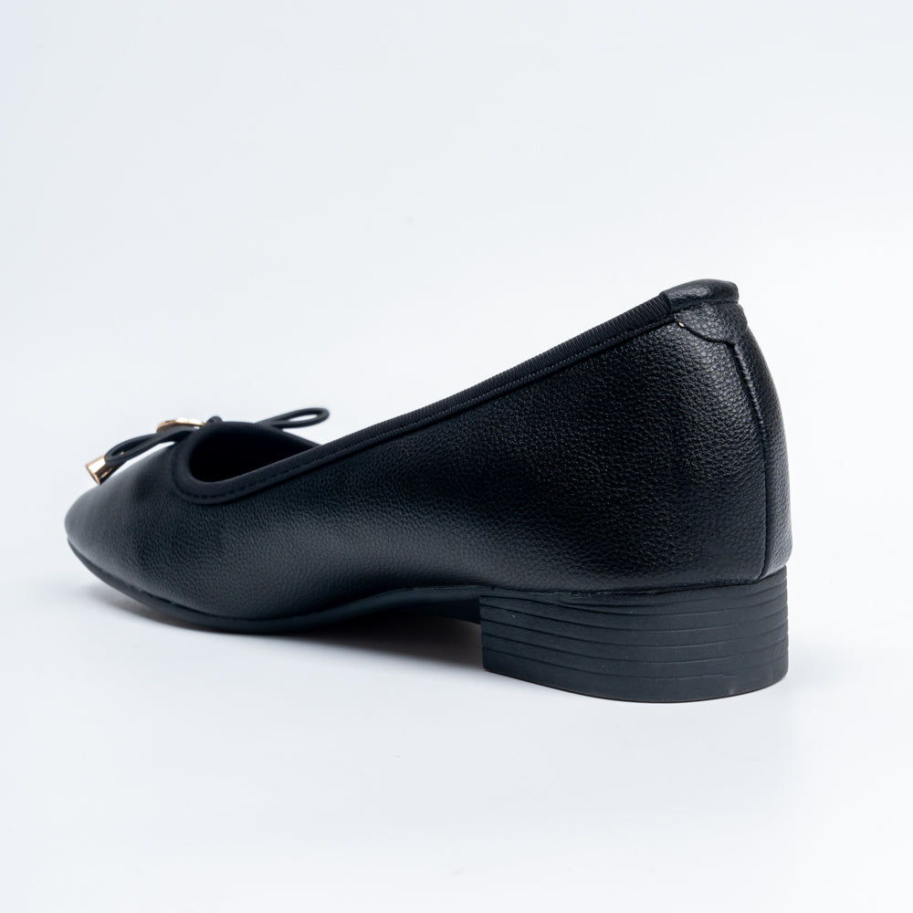 Ebony Elegance - Black Casual Flats - view 5