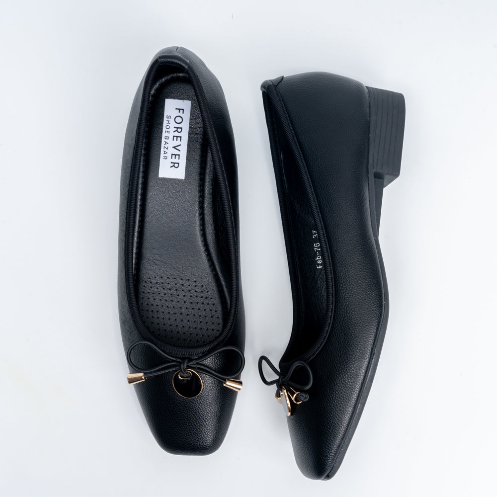 Ebony Elegance - Black Casual Flats - view 4