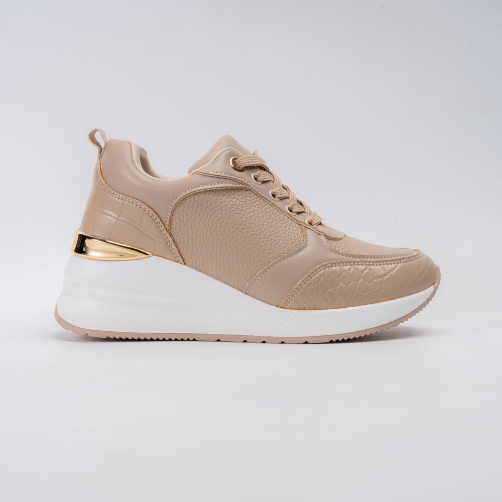 GlossGrid - Beige Sneakers