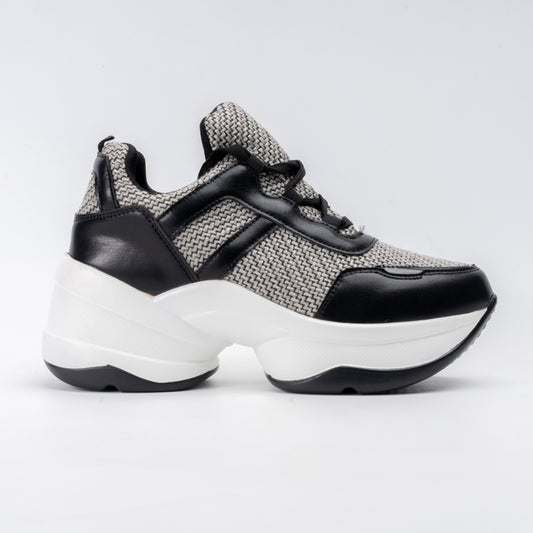 City Rise - Black Casual Sneakers