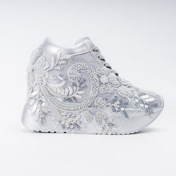 Festive Fleur - Silver Fancy Platform