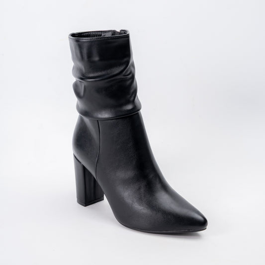Forever Yours - Black Casual Boots .