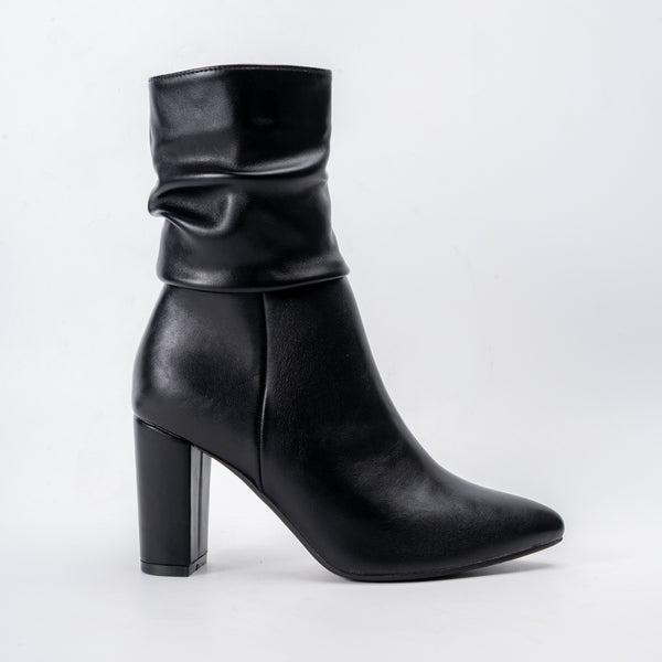 Forever Yours - Black Casual Boots .