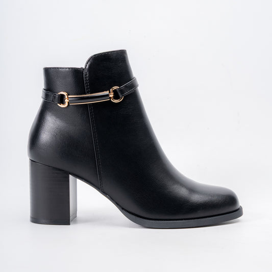Diva Dazzle - Black Ankle Boots