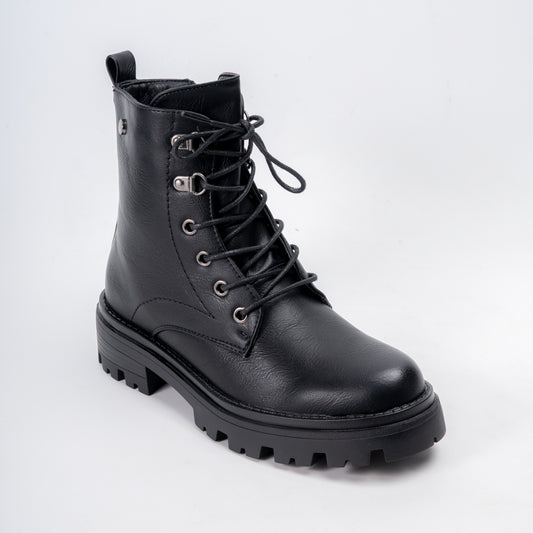 Shadow Flex - Black Lace-up Boots