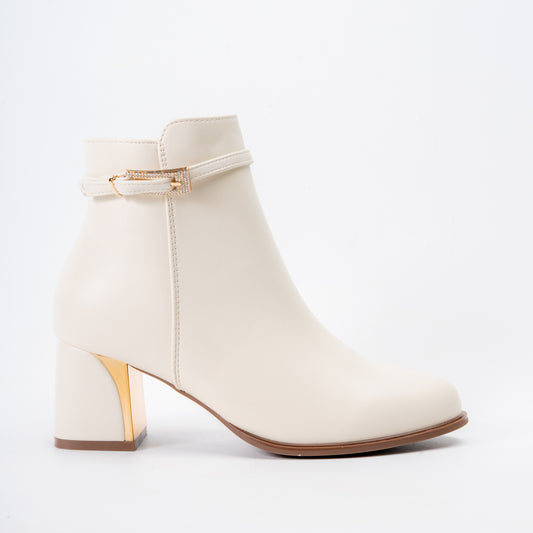 Winter Charm - White Ankle Boots