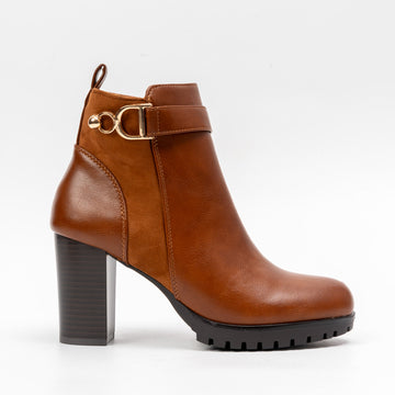 Noir Allure - Camel Casual Boots