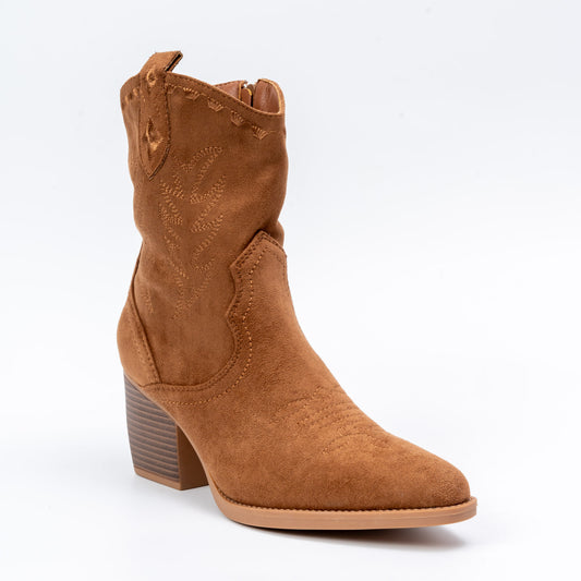 Midnight Rodeo - Camel Casual Boots