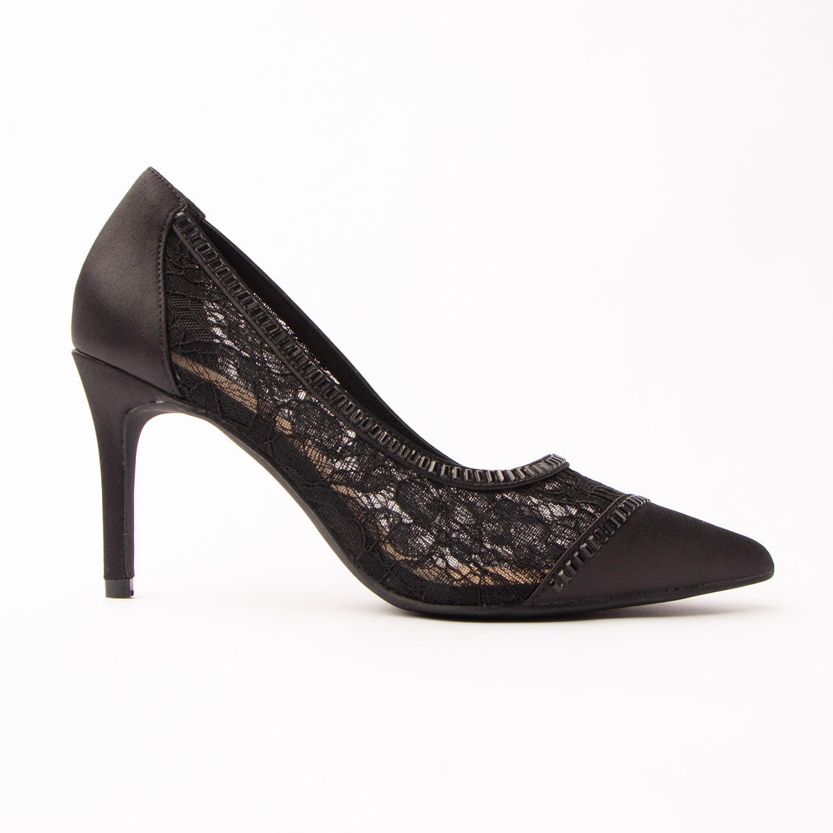 The Lace Affair Black frame 5