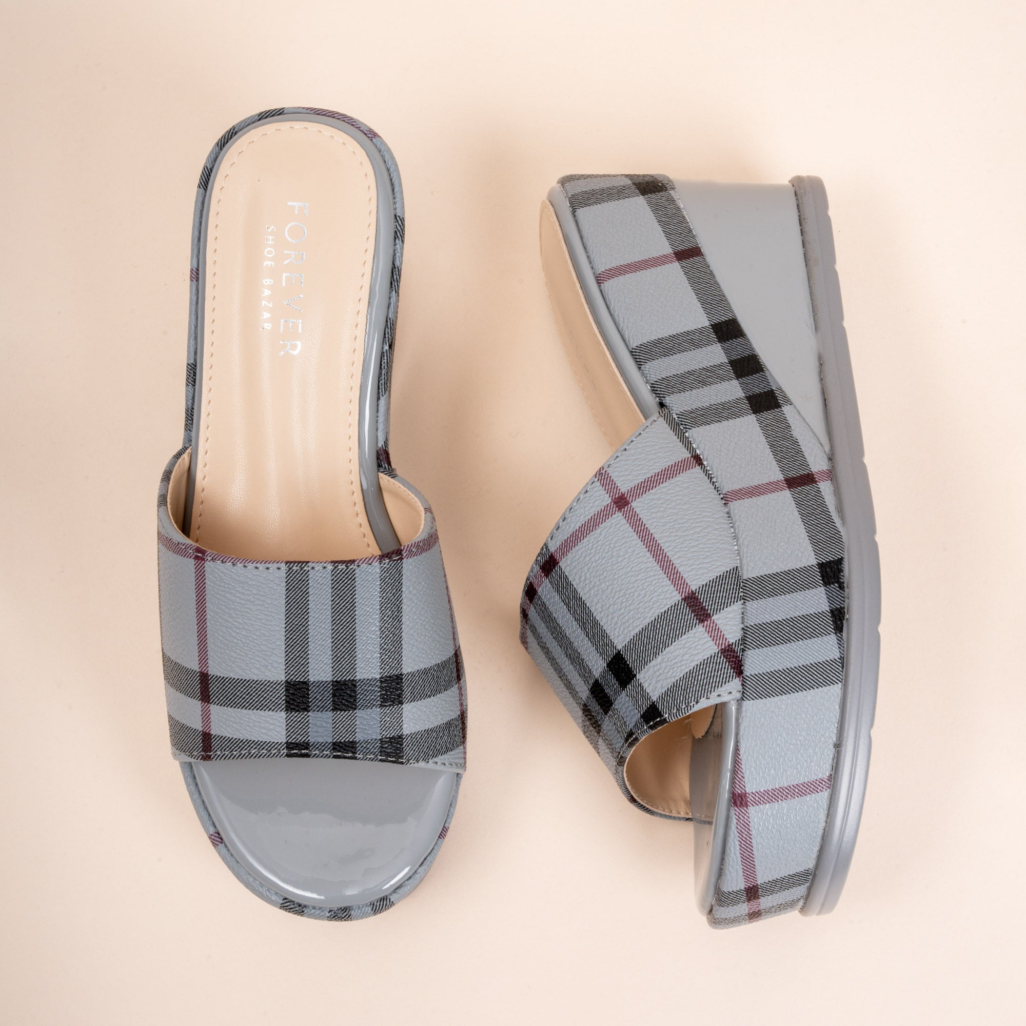 Flannel Fantasy - Grey Casual Wedges - view 7